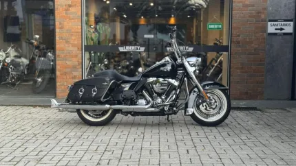 ROAD KING CLASSIC  FLHRC  CUSTOM FLHRSI
